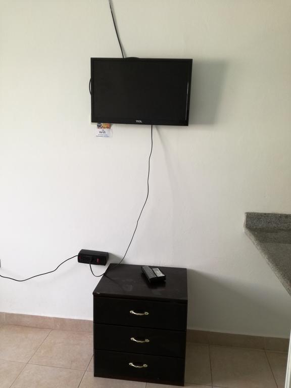 Francisco Habitaciones Манта Екстериор снимка