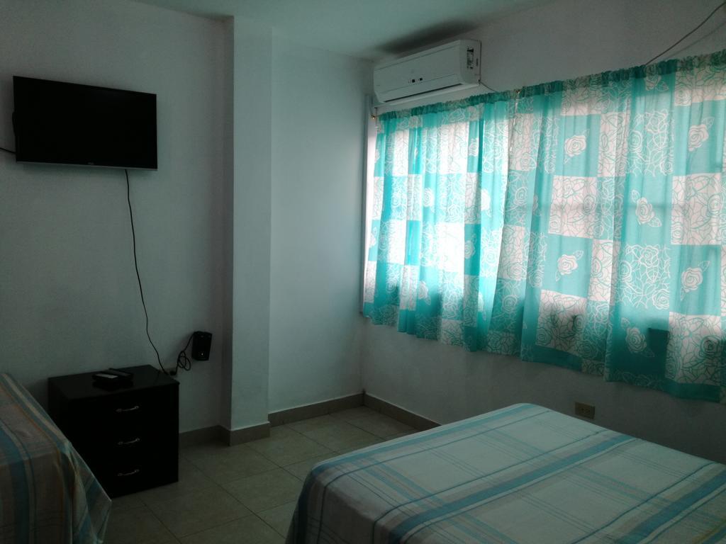 Francisco Habitaciones Манта Екстериор снимка